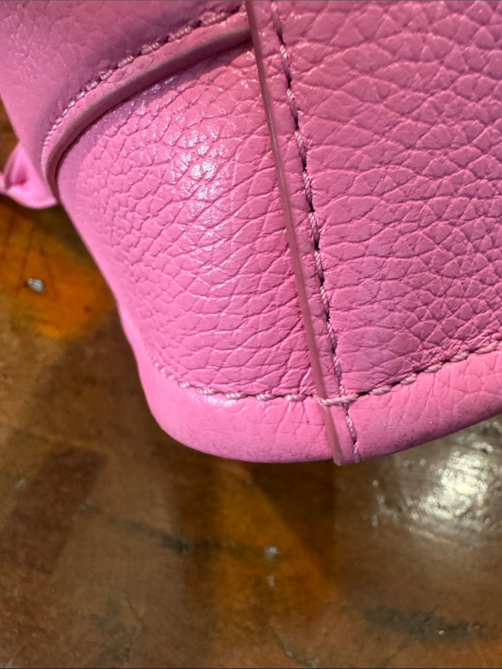 Authentic Marc Jacobs The Tote Bag Small Tote in Bright Pink - Picture 14 of 16